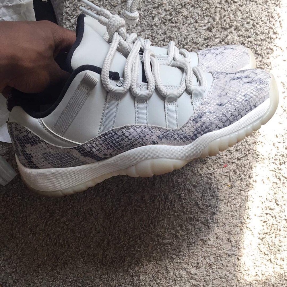 Jordan 11a - Picture 2 of 4
